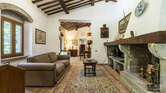 Image No.21-5 Bed Apartment for sale
