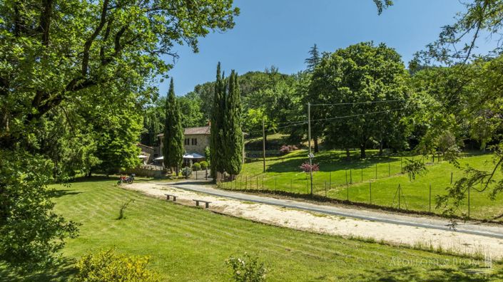 Image No.8-5 Bed Apartment for sale