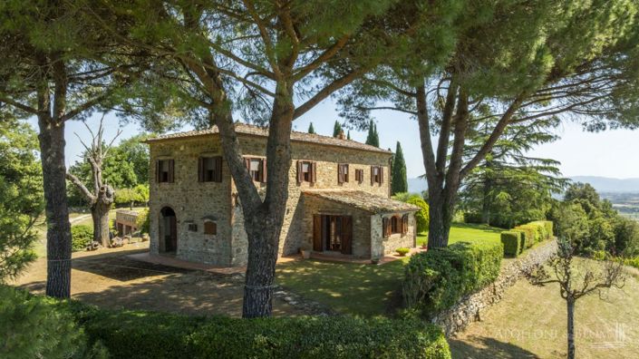 Image No.2-4 Bed Villa for sale
