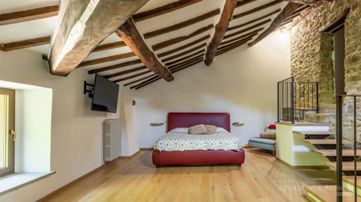 Image No.17-7 Bed Apartment for sale