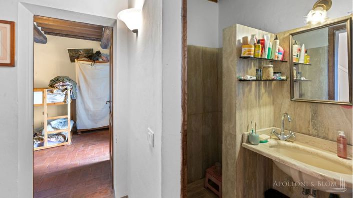 Image No.21-4 Bed Apartment for sale