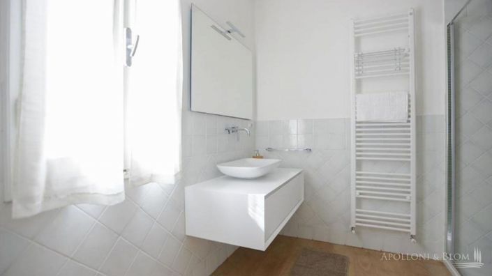 Image No.14-2 Bed Apartment for sale