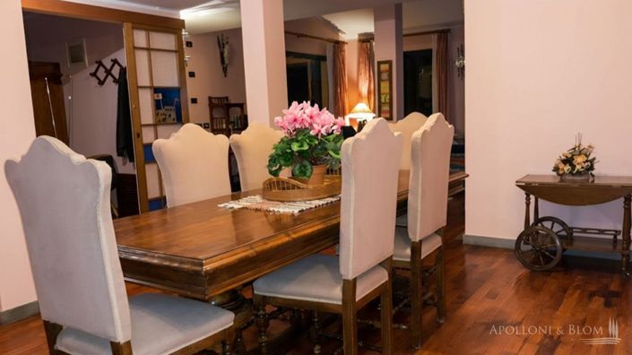 Image No.5-4 Bed Villa for sale
