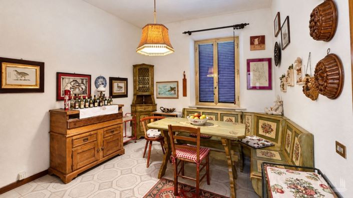 Image No.10-3 Bed Villa for sale