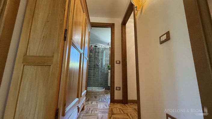 Image No.17-3 Bed Villa for sale