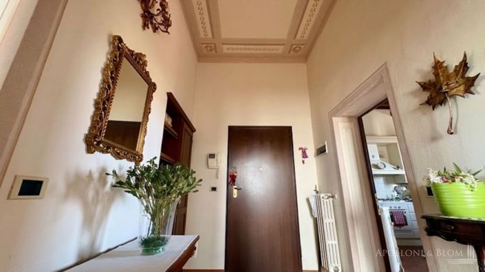 Image No.10-Appartement de 3 chambres à vendre à Poggibonsi