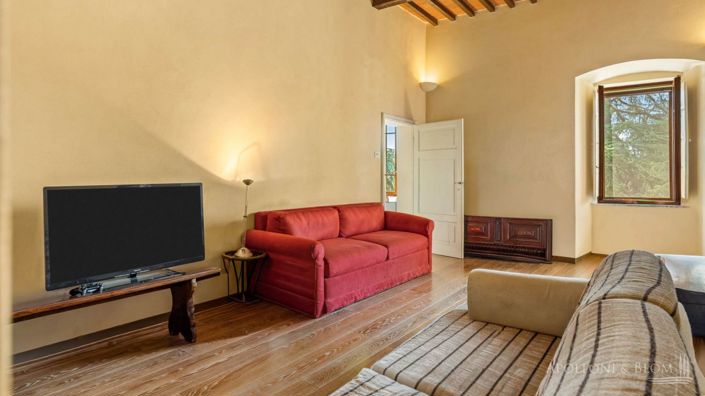 Image No.20-5 Bed Villa for sale