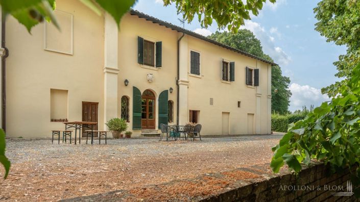 Image No.23-5 Bed Villa for sale