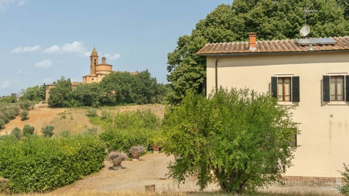 Image No.30-5 Bed Villa for sale
