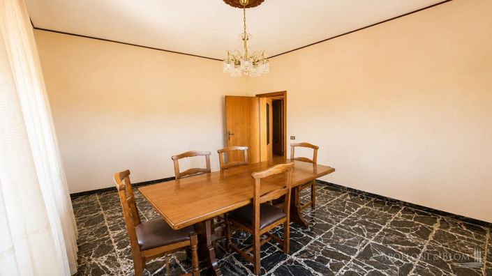 Image No.7-Maison de campagne de 7 chambres à vendre à Montepulciano