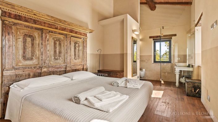 Image No.27-5 Bed Apartment for sale