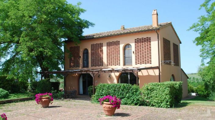 Image No.13-Châteaux de 33 chambres à vendre à Castelfiorentino