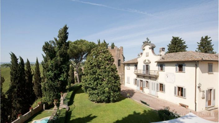 Image No.18-Châteaux de 33 chambres à vendre à Castelfiorentino