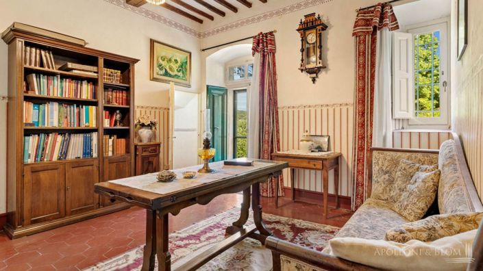 Image No.5-5 Bed Apartment for sale