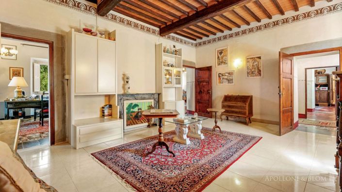 Image No.6-5 Bed Apartment for sale