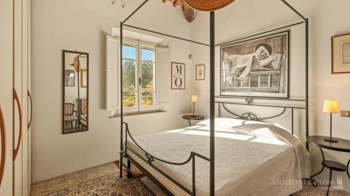 Image No.20-4 Bed Apartment for sale