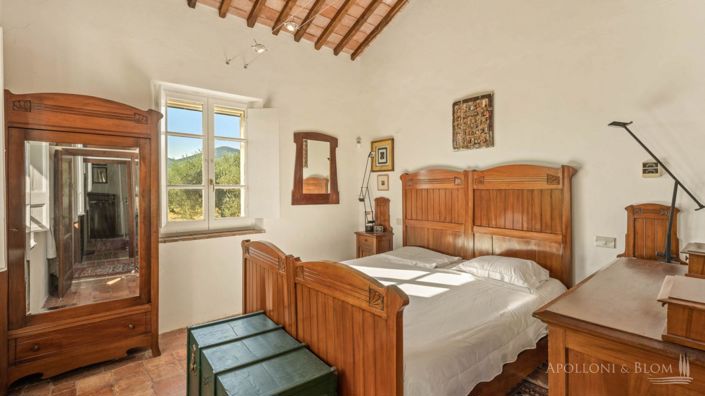Image No.21-4 Bed Apartment for sale