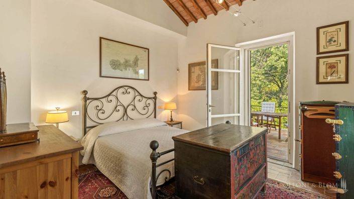 Image No.22-4 Bed Apartment for sale