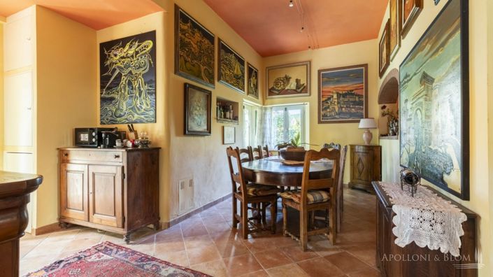 Image No.30-4 Bed Villa for sale