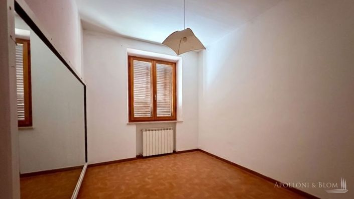Image No.11-5 Bed Apartment for sale