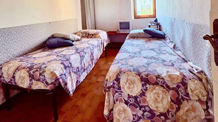 Image No.18-5 Bed Apartment for sale