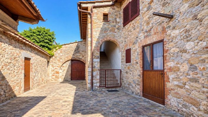 Image No.27-5 Bed Apartment for sale