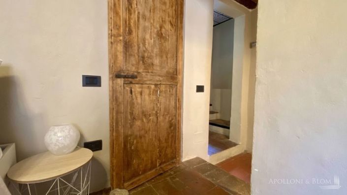 Image No.20-2 Bed Apartment for sale