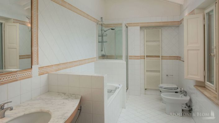 Image No.21-6 Bed Villa for sale