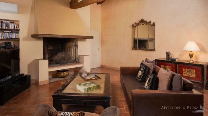 Image No.6-6 Bed Villa for sale