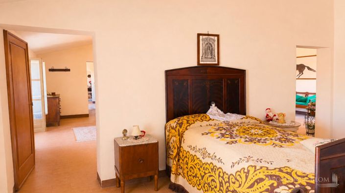 Image No.20-3 Bed Apartment for sale