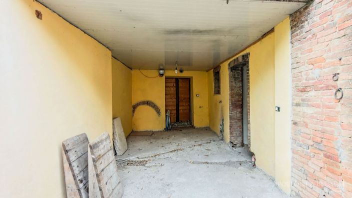 Image No.29-2 Bed Villa for sale
