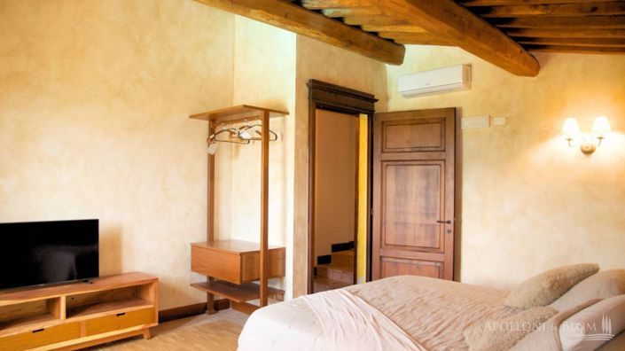 Image No.23-7 Bed Apartment for sale