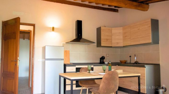 Image No.8-7 Bed Apartment for sale