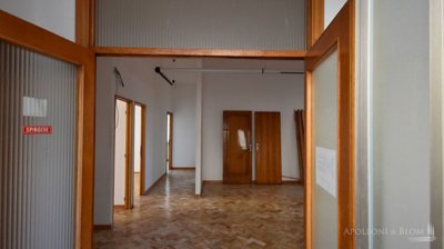 g202509251619517600
