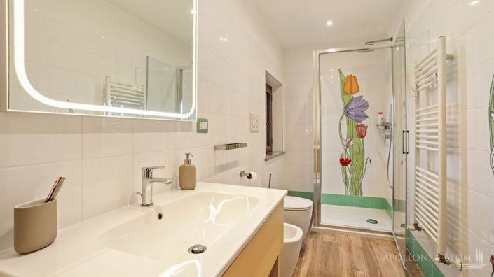 Image No.14-5 Bed Apartment for sale