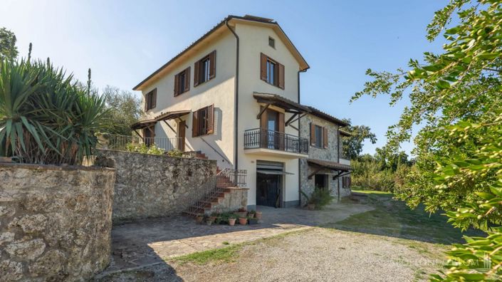 Image No.24-5 Bed Apartment for sale