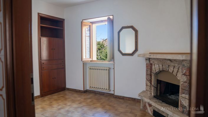 Image No.9-3 Bed Country House for sale