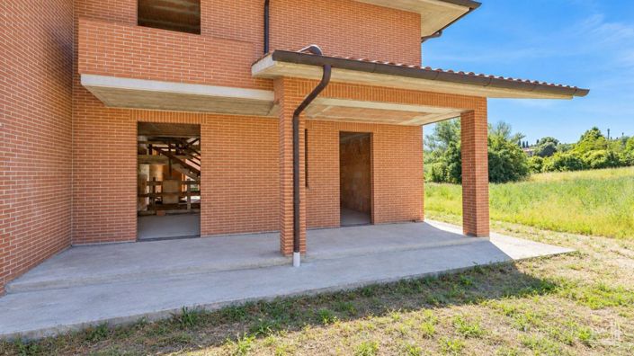 Image No.14-4 Bed Villa for sale