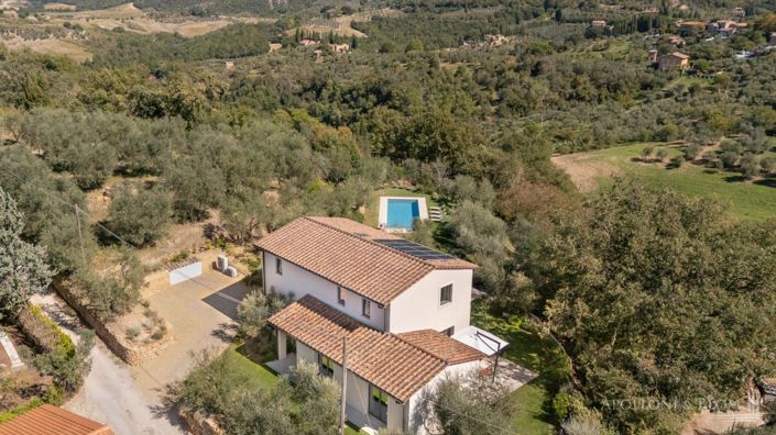 Image No.2-3 Bed Villa for sale