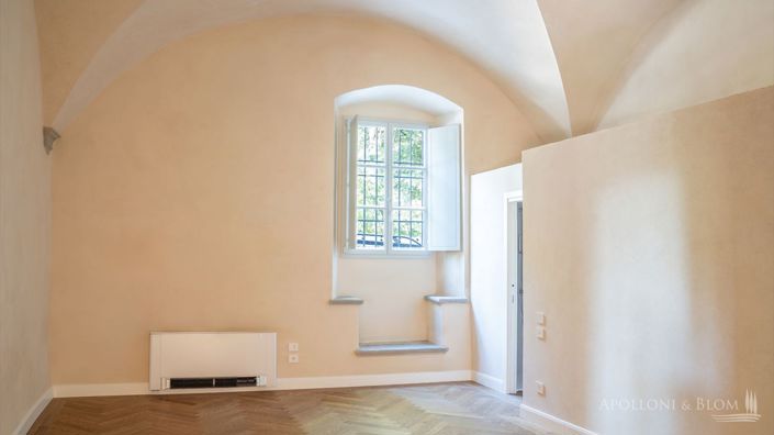 Image No.21-3 Bed Apartment for sale