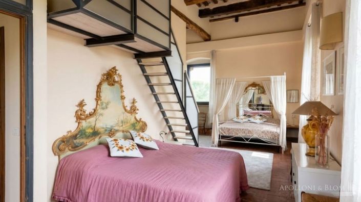 Image No.19-5 Bed Apartment for sale