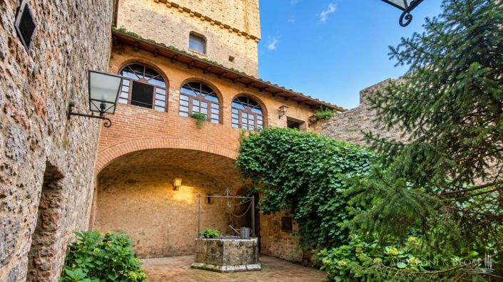 Image No.6-5 Bed Apartment for sale