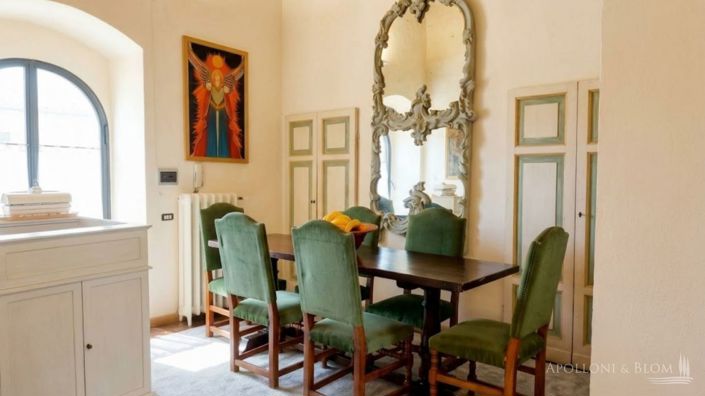 Image No.7-5 Bed Apartment for sale