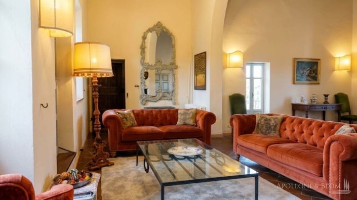 Image No.9-5 Bed Apartment for sale