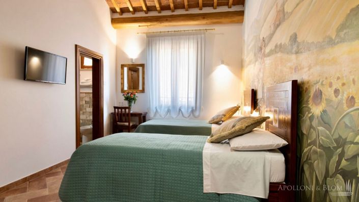 Image No.11-5 Bed Apartment for sale
