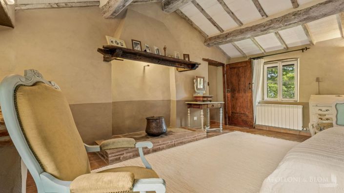 Image No.24-4 Bed Apartment for sale