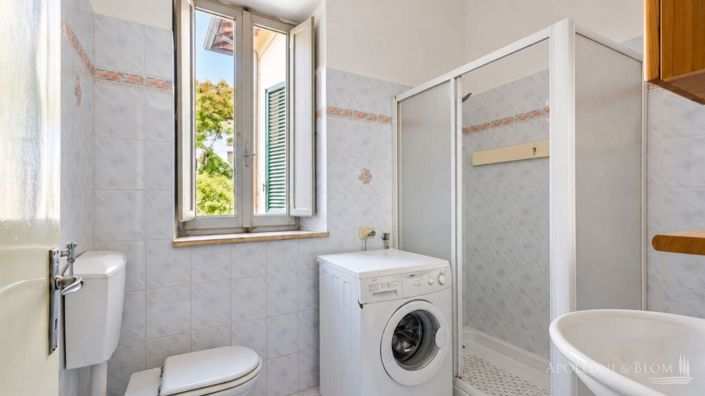 Image No.14-2 Bed Apartment for sale