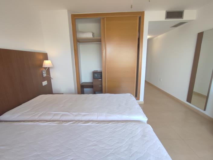 Image No.11-3 Bed Apartment for sale