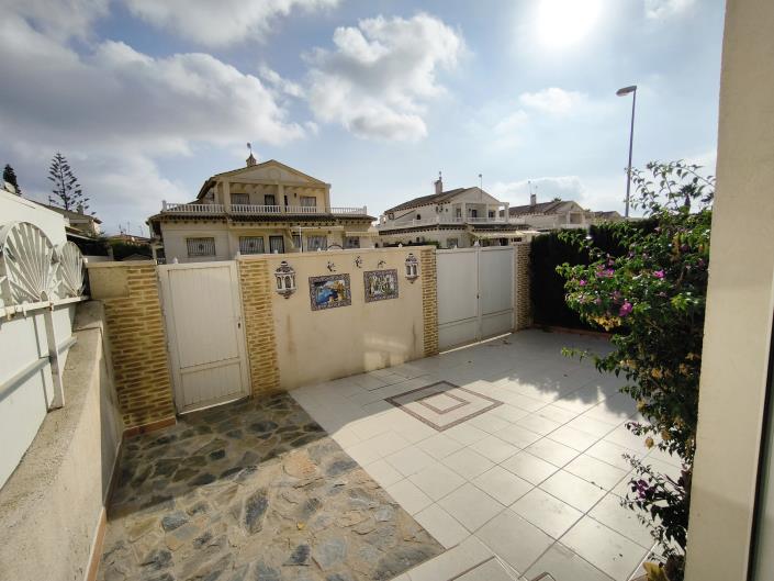 Image No.3-3 Bed Townhouse for sale