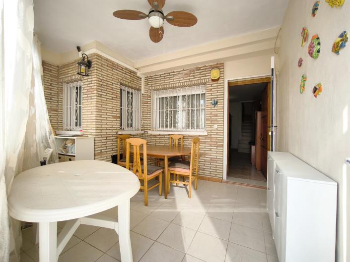 Image No.16-3 Bed Townhouse for sale